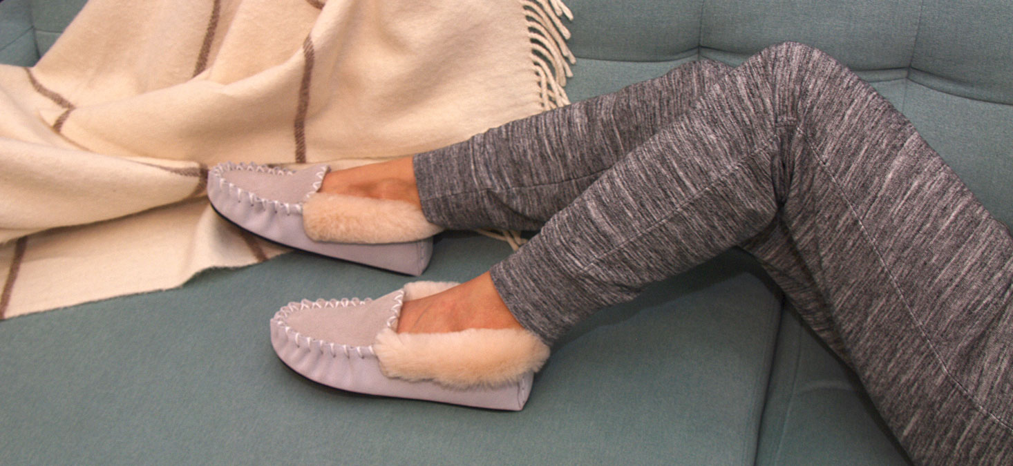 The soft wool Sheepskin Slippers and Scuffs