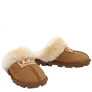 Ridge Signature Sheepskin Scuffs Chestnut